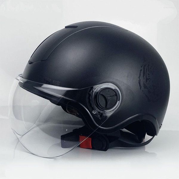 Capacetes de motocicleta Big Half-helmet com tampa de segurança desfrute de um passeio seguro na temporada de verão nosso confortável capacete projetado tamanhos de ajuste