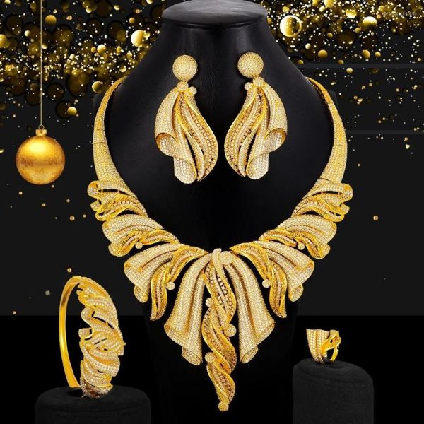 Halskette Ohrringe Set KellyBola Wunderschöner maßgeschneiderter Dubai Afrikanischer Armband Ring 4PCS Weibliche Braut Hochzeitsbankett Schmuck