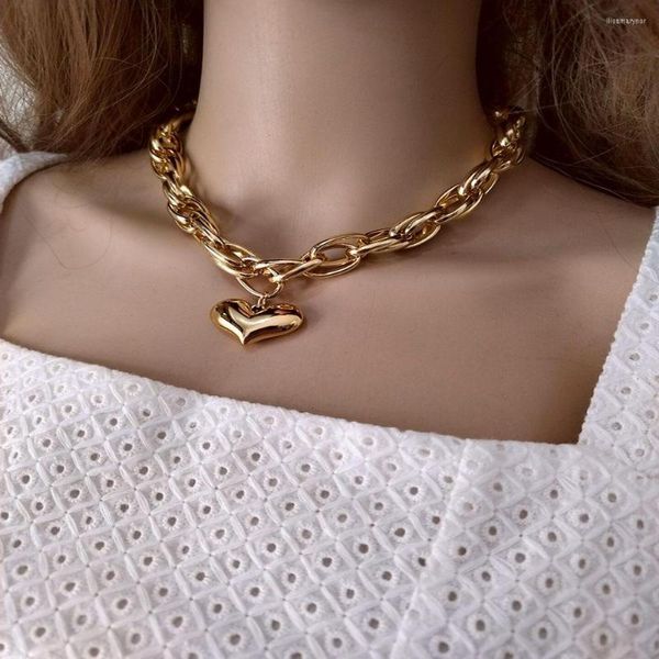 Catene arrivate in lega di alluminio Twist Chain Love Necklace 2023 Fashion Simple Thick Jewelry Produttori vendite dirette