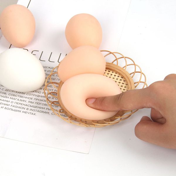 Simulazione di decompressione creativa Decompressione dell'uovo Spremere Divertente e divertente Rilascio di cibo TPR Uova giocattolo