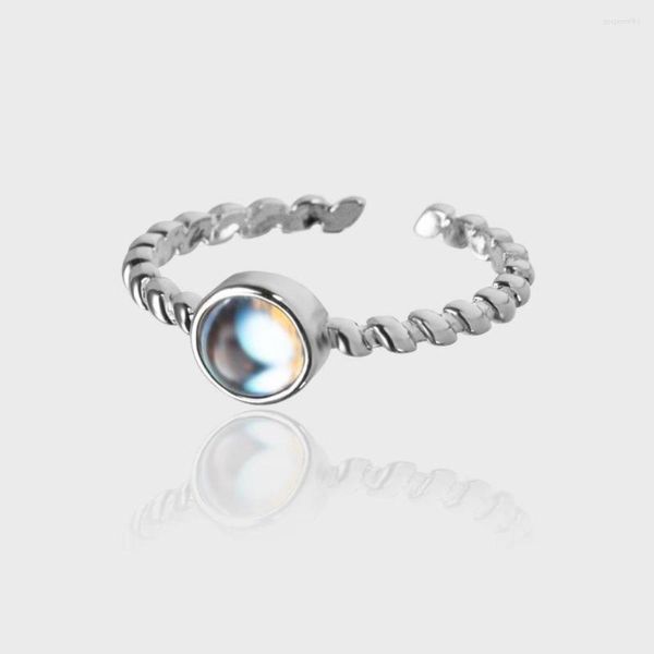 Anel de luxo de anéis de cluster para mulheres jóias de cor de prata com o Moonstone Open Deding Wedding Promise Party Presente Acessórios