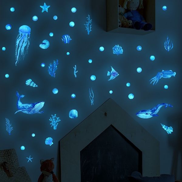 Decorazione per feste Blue Fish Adesivi murali luminosi Glow In The Dark Underwater World Decalcomanie per camerette per bambini Nursery Bedroom Home Decor 230510