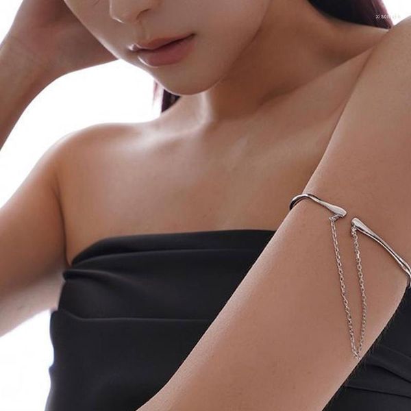 Braccialetto a bracciale rigido Bracciale a fascia da braccio superiore Nappa a catena in metallo perlato per gioielli regolabili da donna