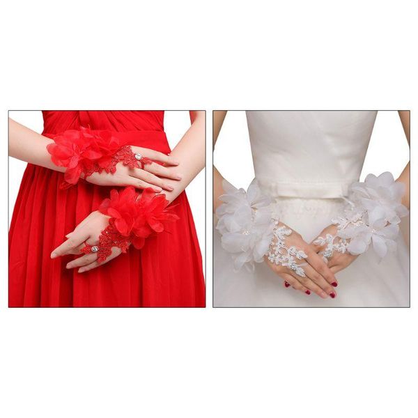 Guanti a cinque dita Donne coreane Ricamo Pizzo Fiore artificiale senza dita Strass Perline da sposa Protezione solare da sposa Guanto corto formale