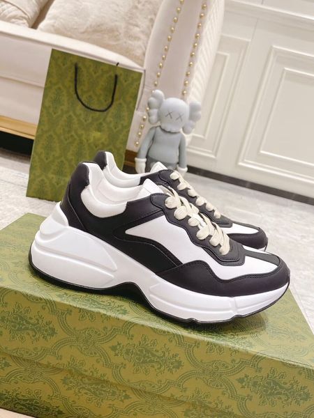 Designer de luxo Low-tops Rhython Sneakers Sapatos Mens Light Rubber Nappa Dad Shoe Casual Outdoor Sports Tech Tecidos Aumentam Plataforma Treinadores Eu38-46