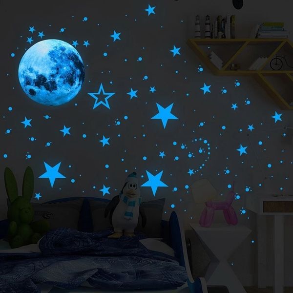 Decoração de festa 435pcsset luminous lua estrelas Dots adesivo de parede quarto garotas quarto vivendo decalques domésticos brilhando nos adesivos escuros 230510