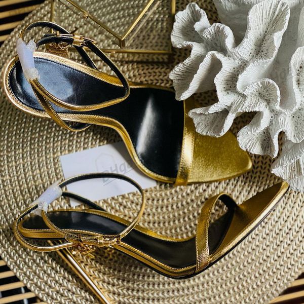 sandalo tacco alto scarpa di design di lusso per donna pelle lucida velluto rivetto lucchetto uomo scivolo a punta denim nudo estate cinturino alla caviglia laminato 10,5 cm pantofola