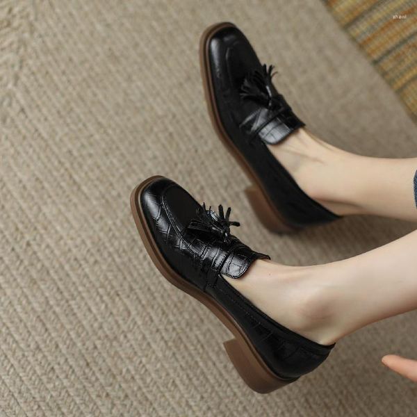 Elbise ayakkabıları kadın retro loafers ofis yuvarlak ayak parmağı kayma platform pompalar deri tıknaz topuk iş için rahat