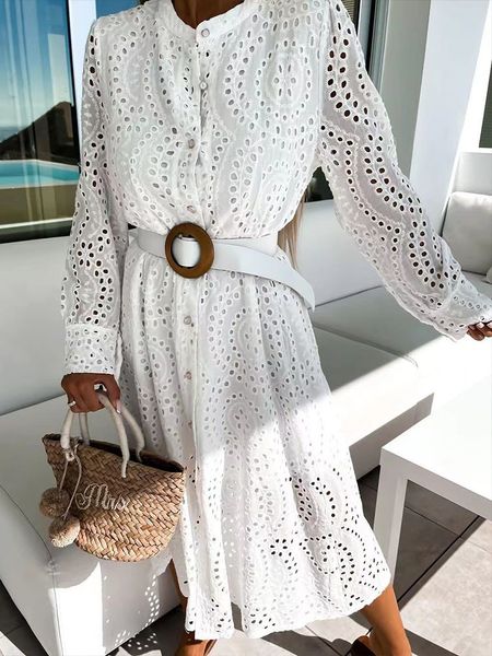 Vestidos casuais elegantes Hollow Out Lace Solid Dress Office Lady Slit Button Dress Summer Spring Spring Sleeve Tennis Beach Dresses Robe 230512