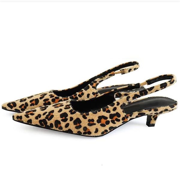 Vestido sapatos de vestido traf feminino estampa de dedo do dedo do dedo do dedo leopardo bomba de sling sandals retro casual 230512