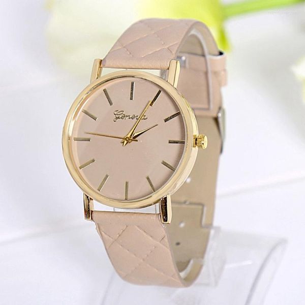 Нарученные часы модные женские роскошные часы Quartz Watch Nevanless Steel Dial Casual Braceale Chock Gift Outdoor #40