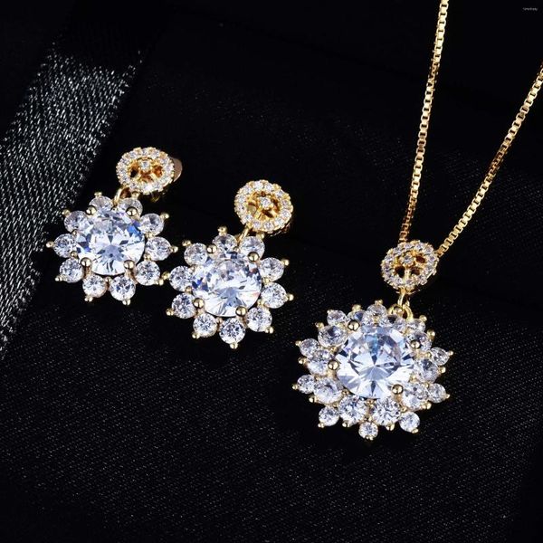 Collana Orecchini Set Lusso Vintage Placcato Oro Zircone Lucido Cristallo Fiocco Di Neve Ciondolo Girasole Collane Per Donna