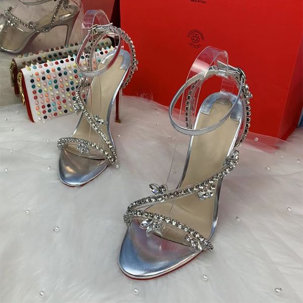 2023 nova corrente de cristal doce sola vermelha estiletto moda moda prata cor 12cm 10cm 8cmred Bottoms Sapas de sandálias de moda feminina de salto alto