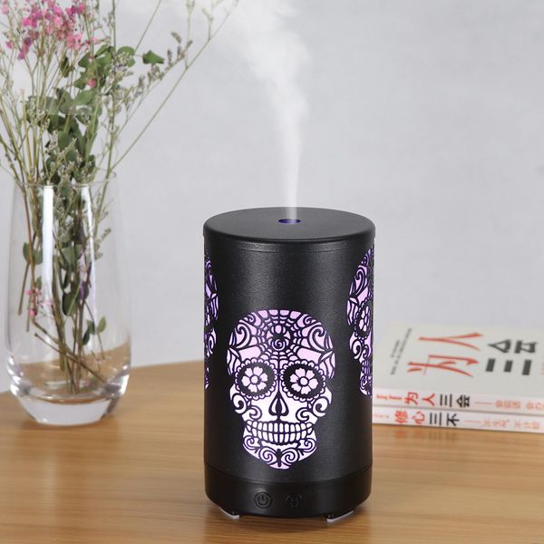 Appliances Creative Skull Aromatherapie-Diffusor, Luftbefeuchter, 7 Farbwechsel-LED-Licht, 100 ml, Ultraschall-Kühlnebelhersteller, Aroma-Diffusor