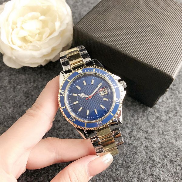 Модная бренда запястья часы для мужчин женщин в стиле стальной металлической группы Quartz Luxury с логотипом Clock R338