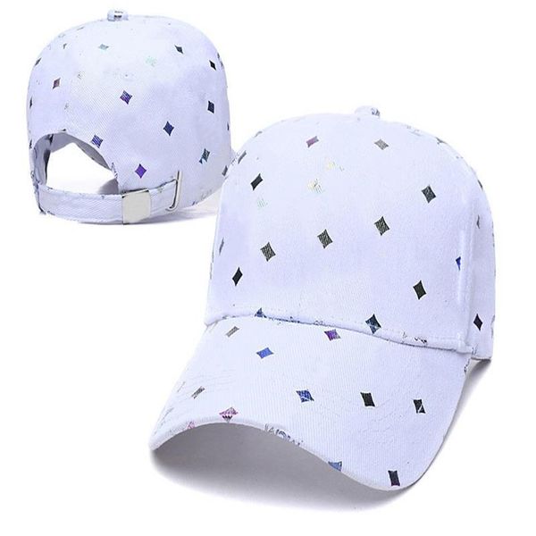 Новейшие дизайнерские кепки Skull Skull Cacquettes de Baseball Cap Gorras Fashion Brand Бейсбольные шляпы гонки головных уборов Гиганты костяной солнце Hat Lux271rr