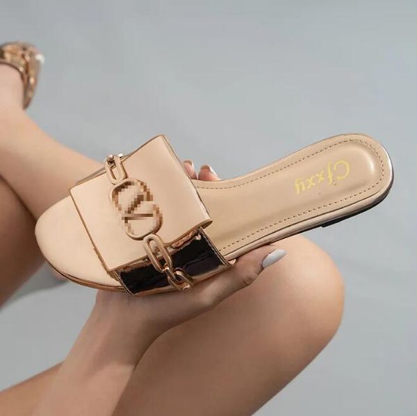 Tasarımcı Sandalet Yaz Slaytları Terlik Kadın Ayakkabı Metalik Slayt Sandalları Kadınlar İçin Günlük Düz Terlik 37-42 Boyut