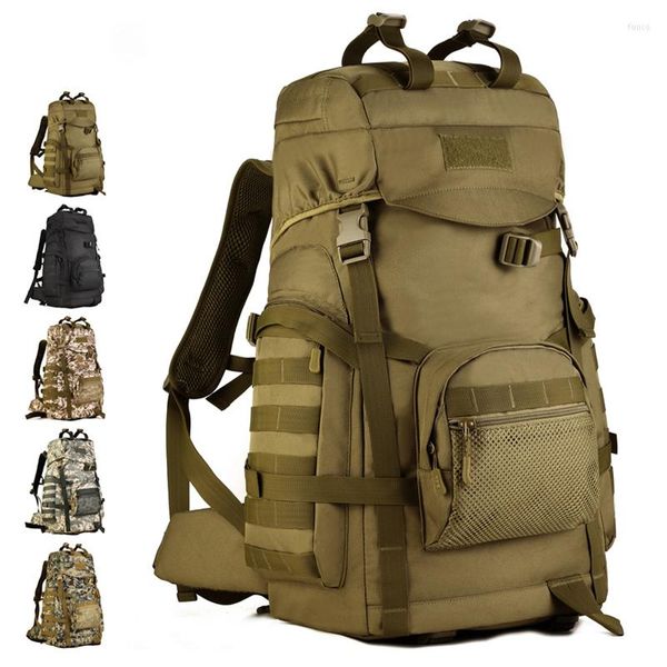 Backpack Men Men de grande capacidade 60L Saco de montanhismo ao ar livre Fãs do Exército do Exército à prova d'água Viagem de acampamento