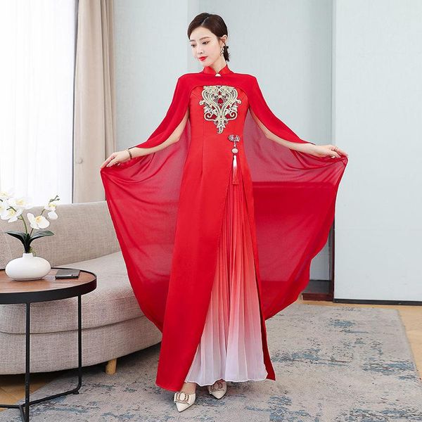 Abiti da festa Catwalk Cheongsam Long Performance Costume con mantello 2023 High-End senza maniche stile cinese elegante abito estivo Zh1520
