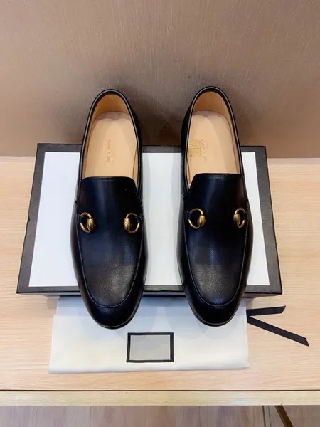 6 Model İş Erkekler Resmi Ayakkabı Deri Ayakkabı Erkek Moda Günlük Tasarımcı Elbise Ayakkabı Lüks Klasik İtalyan Resmi Oxford Ayakkabı Erkekler İçin Düğün Ayakkabıları