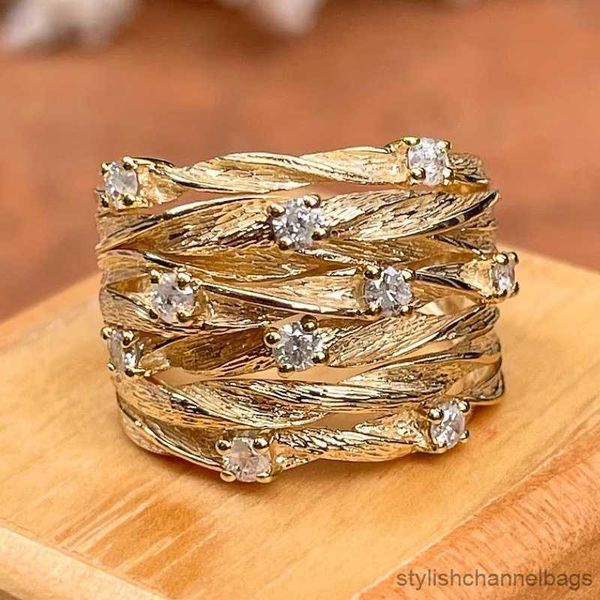 Ringas de banda Ringos hiperbole wide ring for women color dourado lúltio twist design banda de coquetel anéis de moda jóias de festa feminina