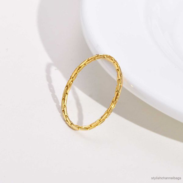 Ringas de banda Ringos finos chiques para mulheres colorido dourado na moda aço inoxidável anéis de casamento de metal de dedão Gift Party para suas jóias