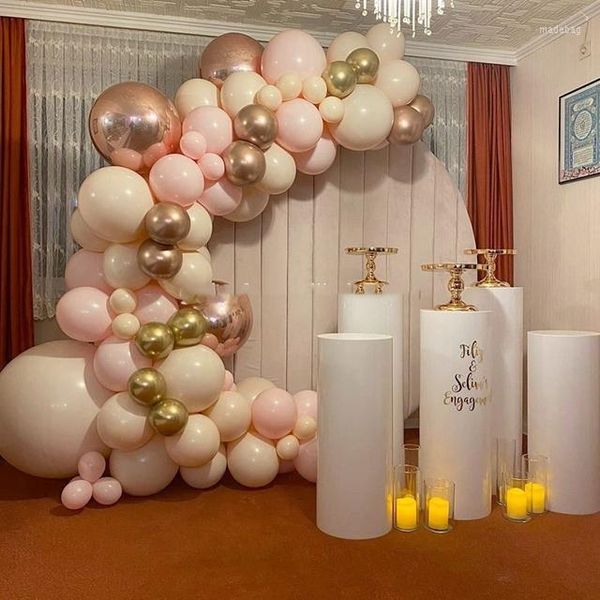 Decoração de festa Atacado personalizado tamanho diferente redonda branca de acrílico /plinto mental branco exibição de casamento para yudao834