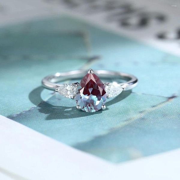 Anelli a grappolo Anello di fidanzamento a forma di alessandrite a forma di pera Veryins Moissanite per le donne 3 regalo di anniversario nuziale di nozze di pietra