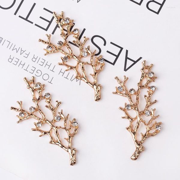 Charms 50pcs 26 52mm Liga de moda de moda dourada Material Big Crystal Leaf Branch Charme para jóias artesanais DIY Fazendo por atacado