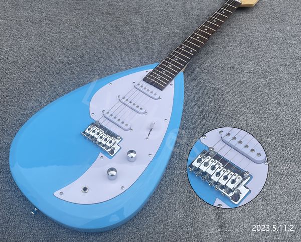 Chitarra elettrica a 6 corde a forma di goccia Parti cromate Pickup SSS Colore blu solido Tastiera in palissandro e puntini intarsiati Manico in acero