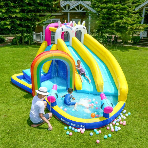 Lâminas de água infláveis ​​de unicórnio para crianças quintal slides duplos com piscina de spray de água armas de água arco -íris
