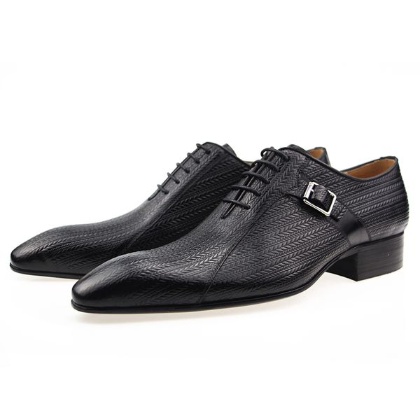 Sapatos de casamento masculinos de luxo Sapatos de couro genuíno Brock Shoes Up Men Sapato de couro Sapato Sapatos de escritório Sapatos personalizados