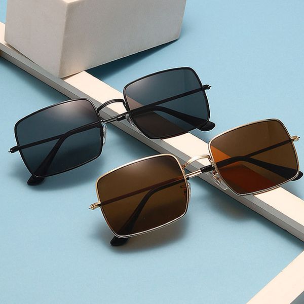 Klassische übergroße Sonnenbrille für Herren und Damen, quadratische Designer-Sonnenbrille für den Außenbereich, UV-Schutzbrille mit Etui