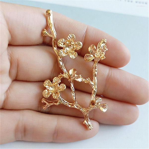 Charms Metal Flower Jewelry Achados para casamento DIY Fazendo 50pcs 38 56mm cor de ouro grande pendente de folhas