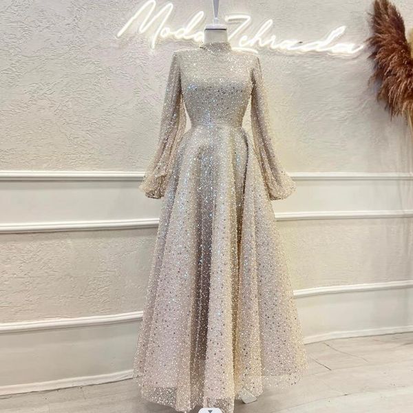 Abito da sera da donna musulmana di lusso 2023 Collo alto maniche lunghe con paillettes Perline Lunghezza alla caviglia Abiti da ballo formale Arabo Dubai Robe De Soiree Nuovo