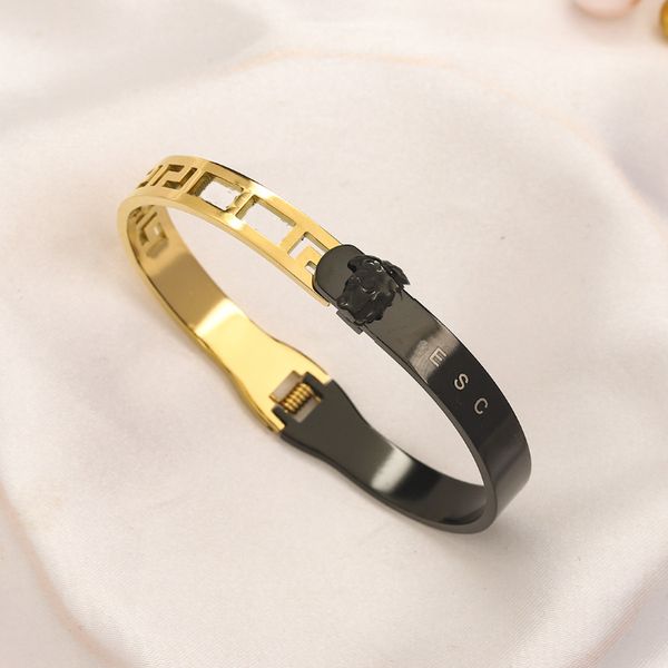 Модная любовь браслет браслет женщин винтажный кожаный черный браслет дизайнер бренд ювелирные украшения весенние романтические подарки семейный браслет изысканный 18 -километровый браслет.