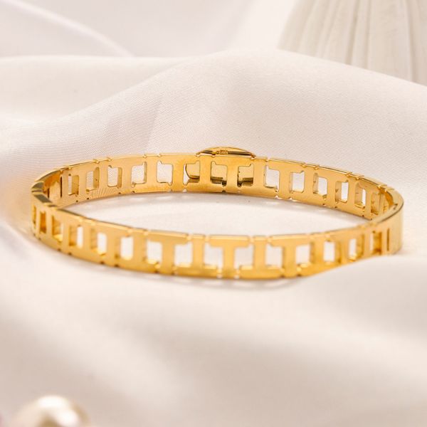 Regali firmati Bracciale rigido Europa Marca Bracciale in oro 18 carati Design classico Bracciale Spring Love Bracciale rigido per gioielli in acciaio inossidabile di lusso