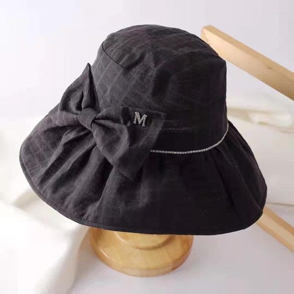 Berets Panama French Soft M Logo Bow Bucket Hat Damen Faltbar Streetwear Sun Cap Sunshine Protection UV Conservation Beach Chapeau