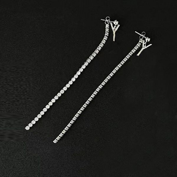 Einfache, exquisite Buchstaben-Ohrstecker, eingelegte Diamantkette, Quasten-Ohrringe für Frauen, eleganter, hochwertiger Temperament-Silber-Ohrring