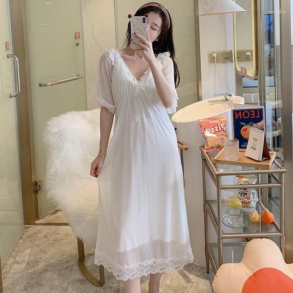 Mulheres de sono feminino White Lace Women Women Vintage Nighty Ladies Elegante camisola japonesa