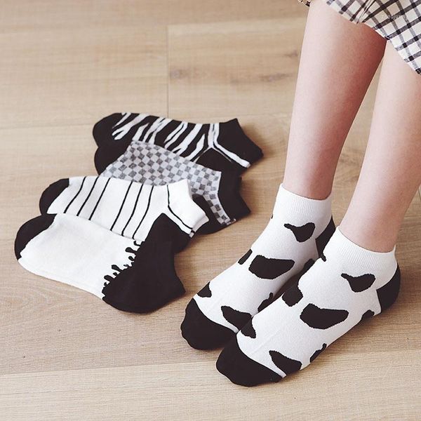 Calzini da donna 5 paia di colori Primavera ed estate Cotone da donna Zebra Milk Corto Nero Bianco Strisce stile Cute Panda Color