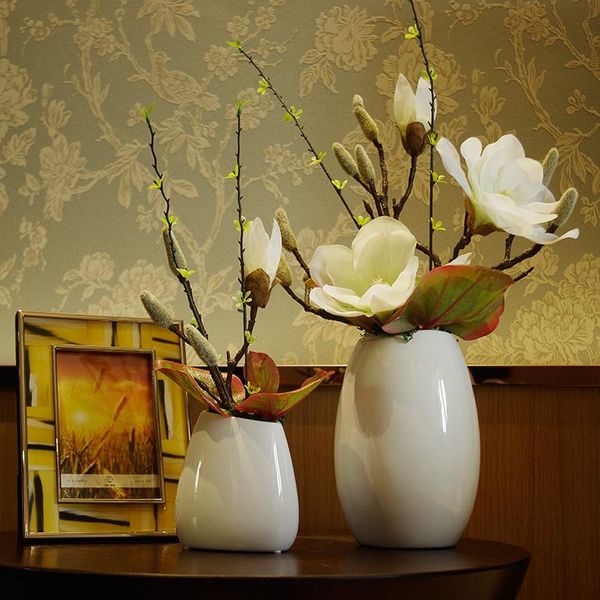 Flores decorativas grinaldas de imitação chinesa Flor Magnolia Suit de ornamento artificial Bouquet Plástico Interior Sala Decoração DecorationDecorat