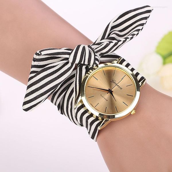 Orologi da polso 2023 Fashion Women Stripe Floral Bow Quadrante al quarzo Bracciale Orologio da polso Orologio in tessuto con orologi da donna Orologio Montre Femme F80