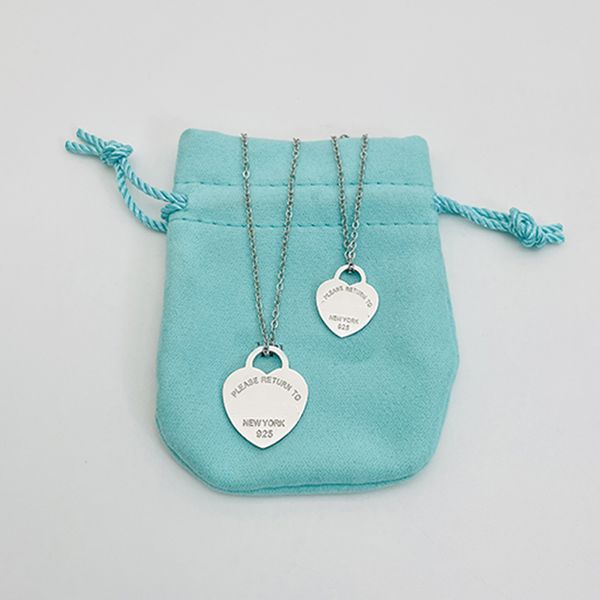 Luxusdesigner 19mm Herz Halskette Damen Edelstahl Paar Anhänger Schmuck Valentine Geschenk für Freundin Accessoires