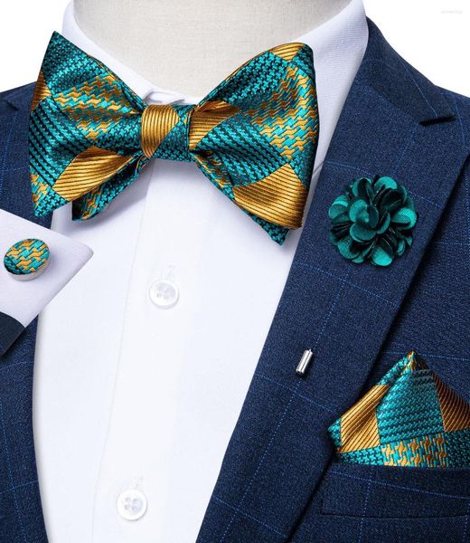 Bow Ties Mens Tie Set Broş Pin Moda Yeşil Altın Ekose Düğün Partisi Kelebek Bowknot Cravat Gravata Hediye Erkekler Dibangu