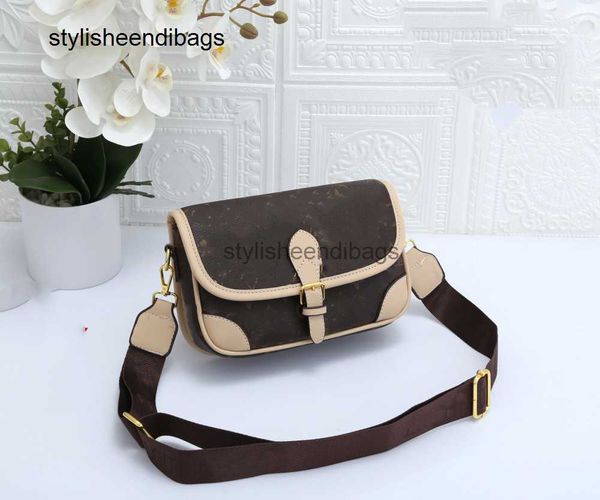 Bolsas de grife Diane Satchel Bags para bolsas de bolsa feminina Bolsa de ombro elegante Lady Luxury Crossbody Totes Carteira Backpack da tira vintage