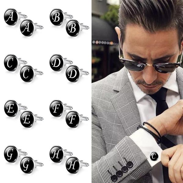 2 pz Trendy Men Gemelli A-Z Singolo Alfabeto Pulsante Polsino Della Camicia Affari gemelli Argento Colore Maschile Gemelli Regali di Nozze