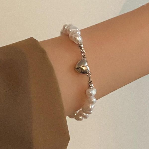 Braccialetti di collegamento Braccialetto di perle d'amore della Corea con fibbia magnetica per le donne Ragazze Fashion Star Butterfly OT Chain Jewelry Party