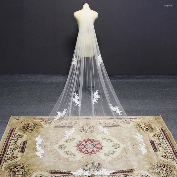 Brautschleier Eleganter langer Hochzeitsschleier mit Spitzenapplikationen Weiß Elfenbein Weicher Tüll 3 Meter Kammzubehör