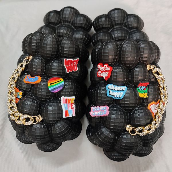 Slippers Bubble Slides com encantos para mulheres Cadeia de moda Citações inspiradoras sandálias de bolhas Sapatos de plataforma para homens 230516